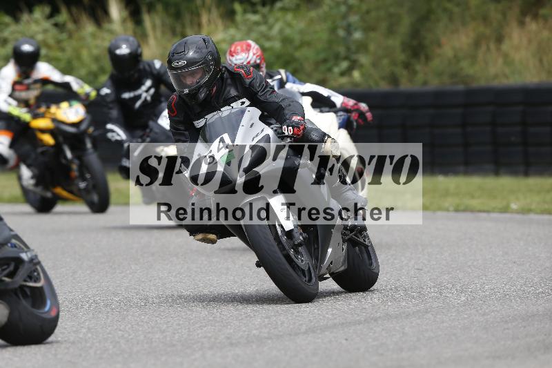 Archiv-2025/23 07.06.2025 TZ Motorsport ADR/64